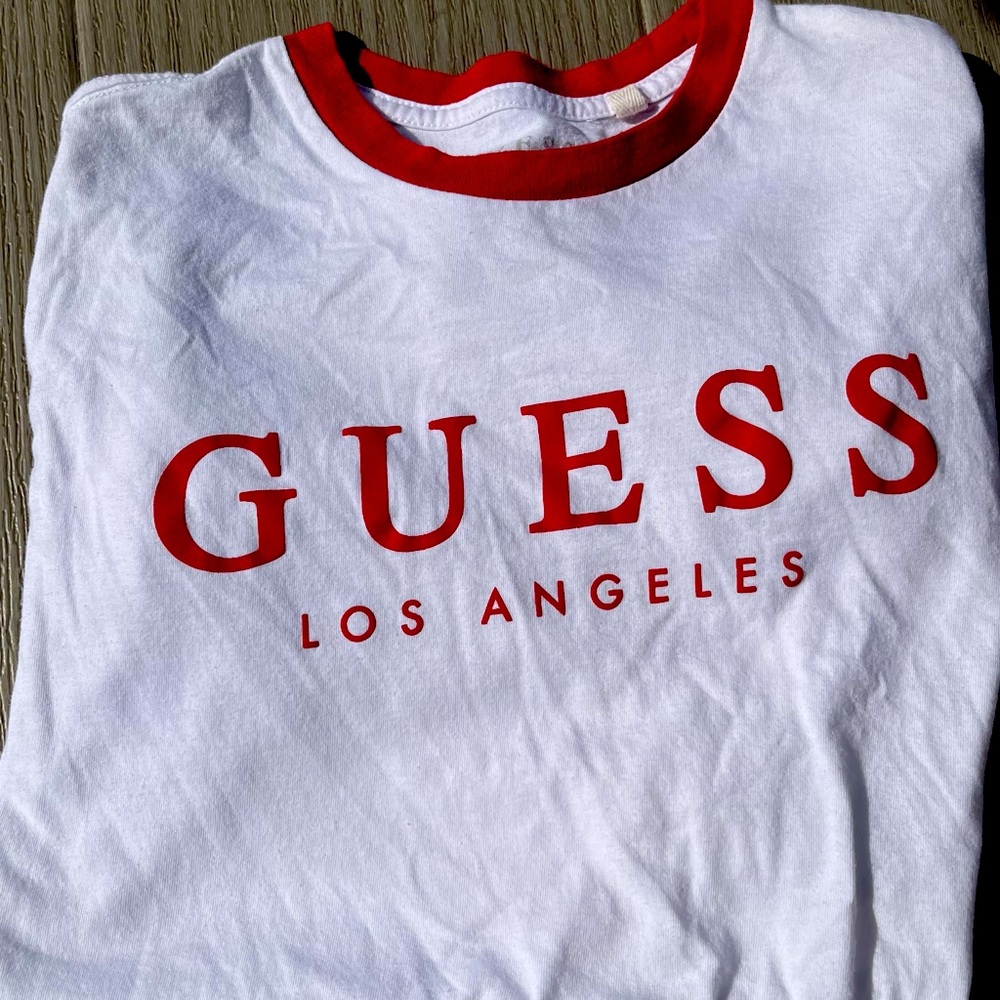 Young Men’s size XS- short sleeve Guess T-shirt